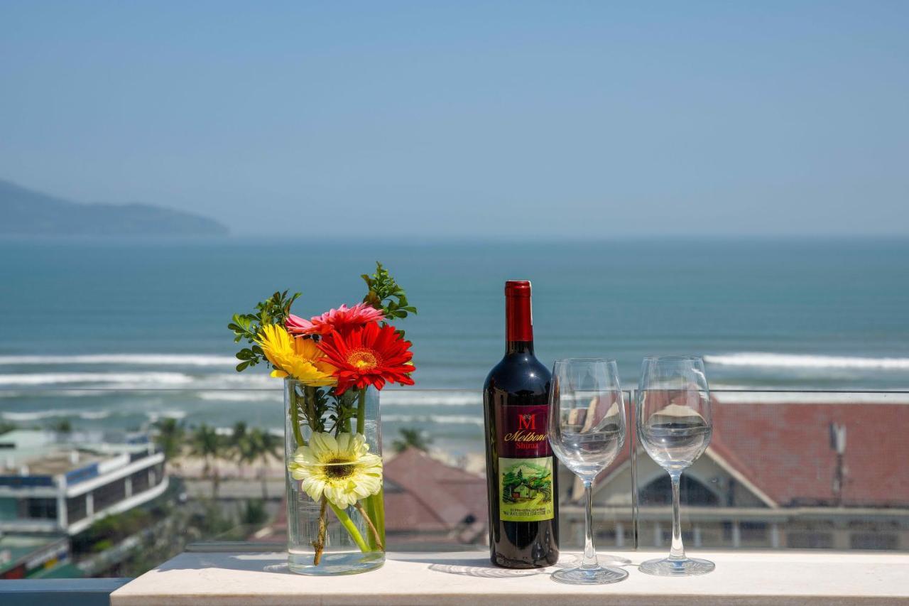 Richico Garden Beach Hotel Da Nang Buitenkant foto