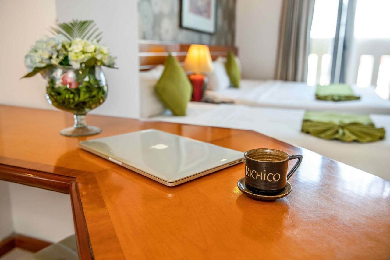 Richico Garden Beach Hotel Da Nang Buitenkant foto