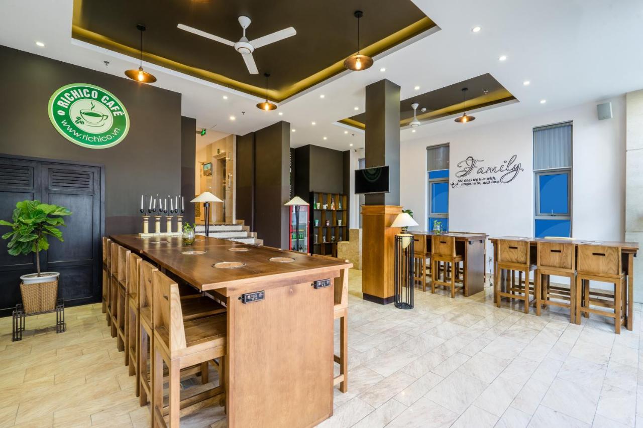 Richico Garden Beach Hotel Da Nang Buitenkant foto