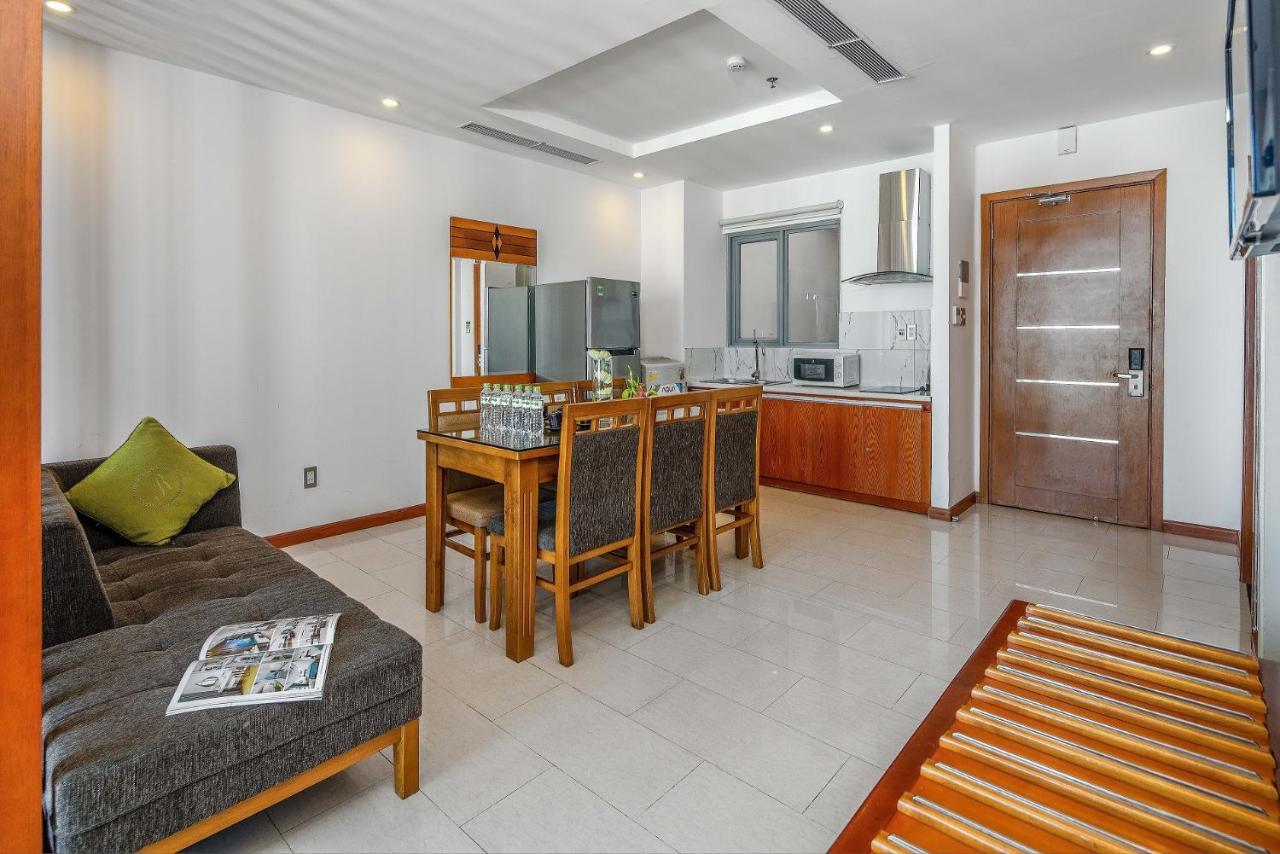 Richico Garden Beach Hotel Da Nang Buitenkant foto
