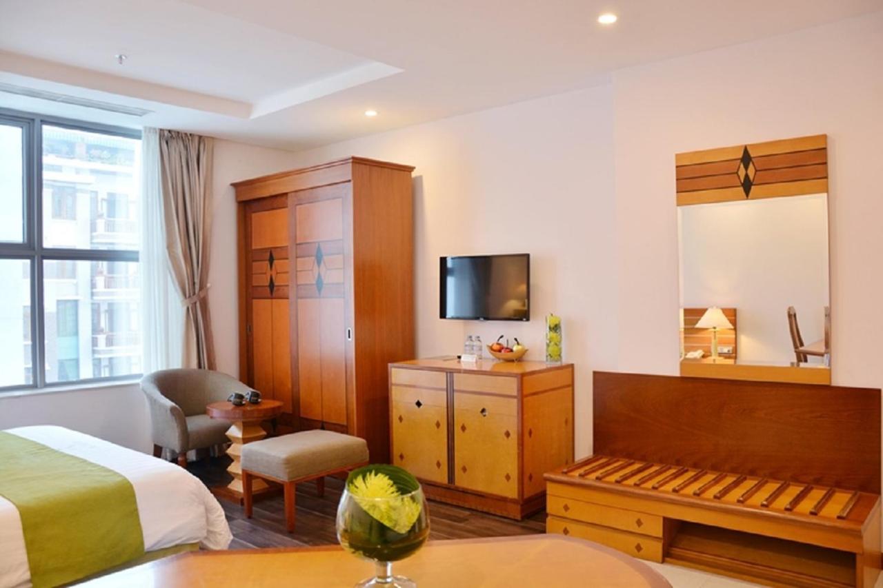 Richico Garden Beach Hotel Da Nang Buitenkant foto
