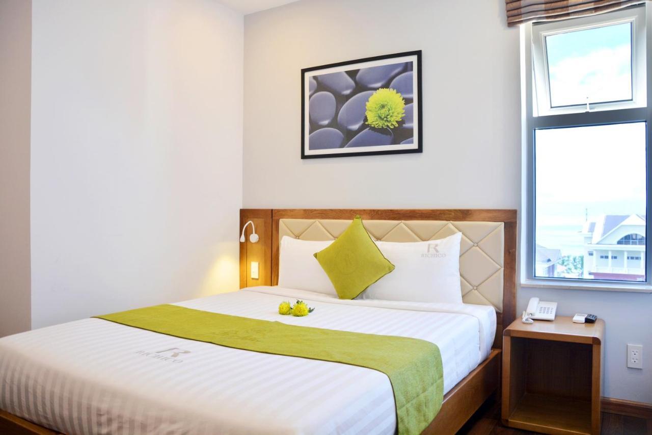 Richico Garden Beach Hotel Da Nang Buitenkant foto