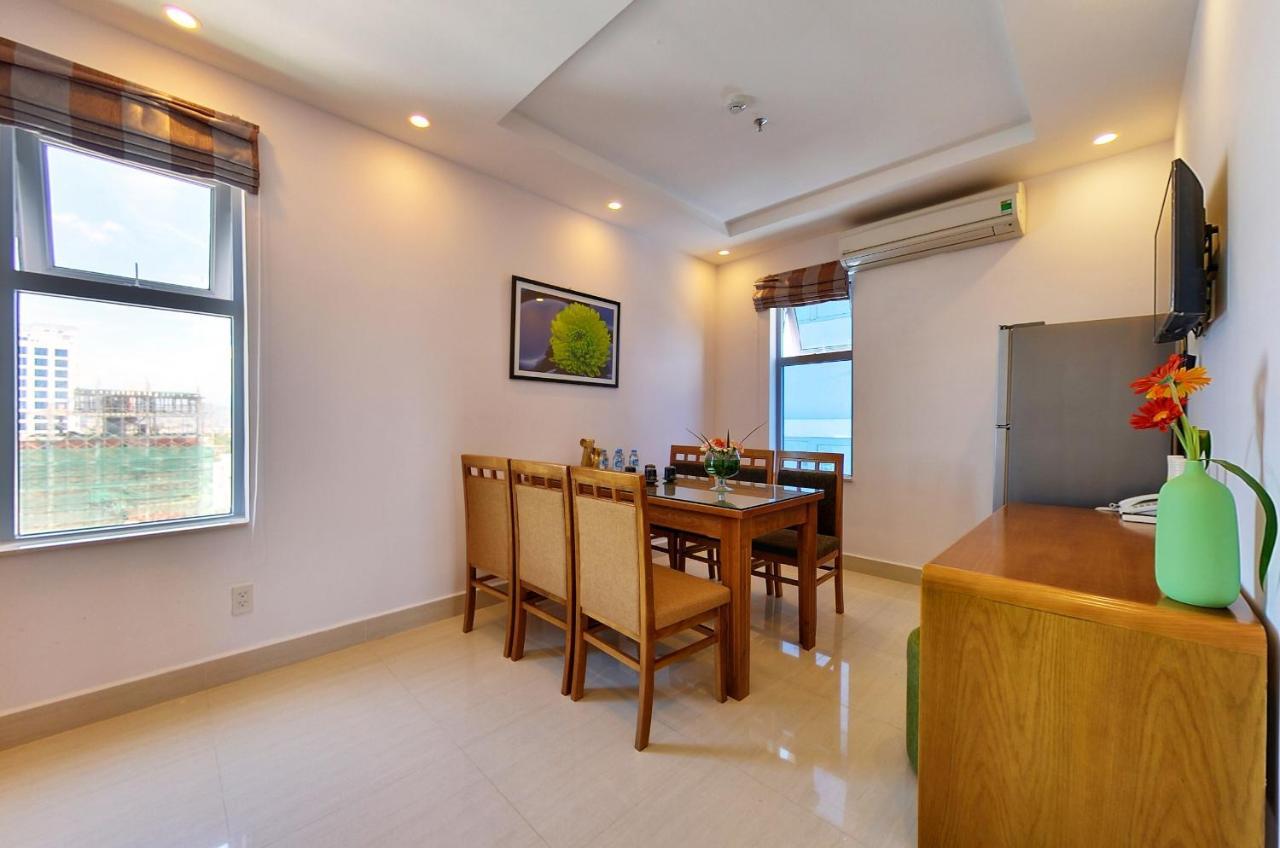 Richico Garden Beach Hotel Da Nang Buitenkant foto