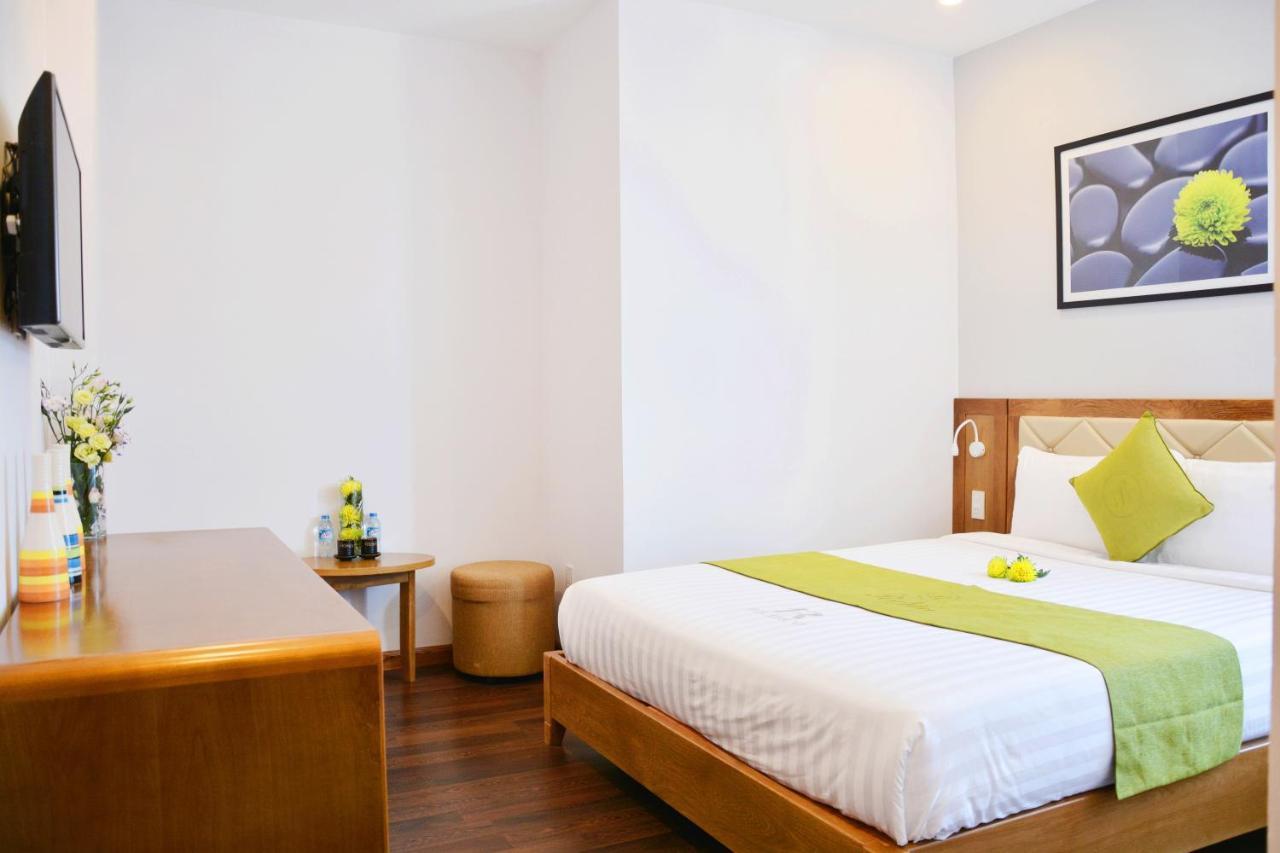 Richico Garden Beach Hotel Da Nang Buitenkant foto